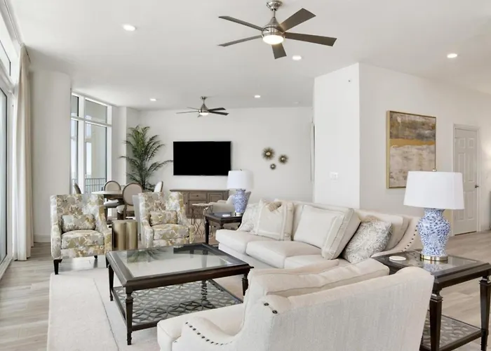 Apartment Four Bedroom Gulf Front With Expansive Balcony *