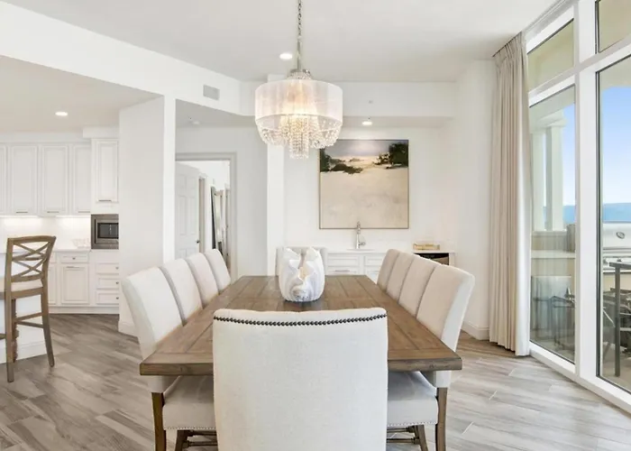 Apartment Four Bedroom Gulf Front With Expansive Balcony