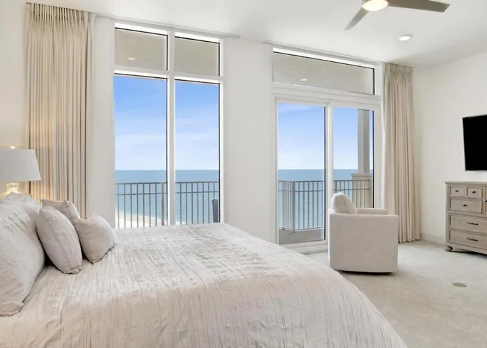 Apartment Four Bedroom Gulf Front With Expansive Balcony